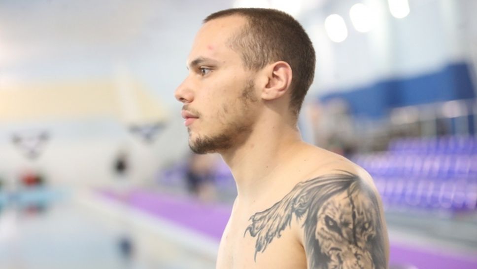 Силни плувания и два рекорда за Антъни Иванов в САЩ