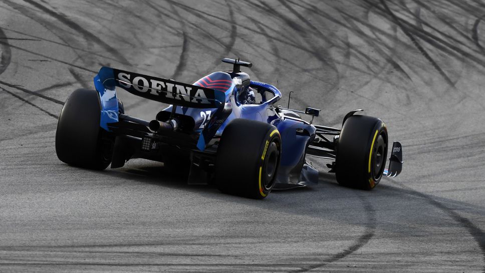 ФИА и отборите спорят за 5 килограма