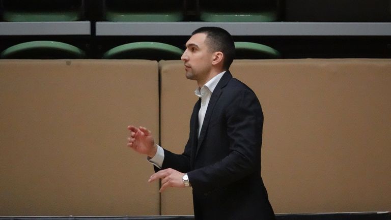 Старши треньорът на Академик Пловдив Йордан Янков заяви на пресконференция