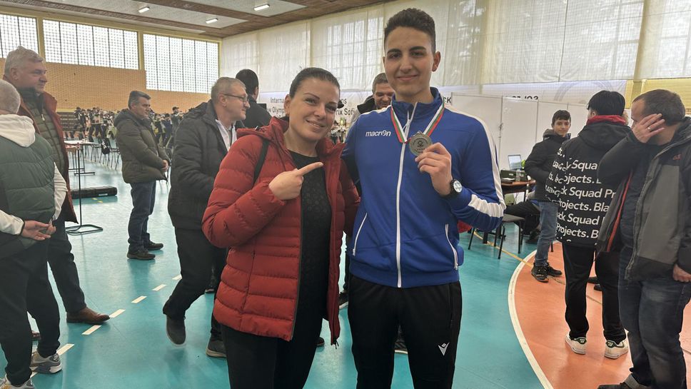 Една точка не достигна на Петър Иванов за финал на 10 метра пистолет на Европейското