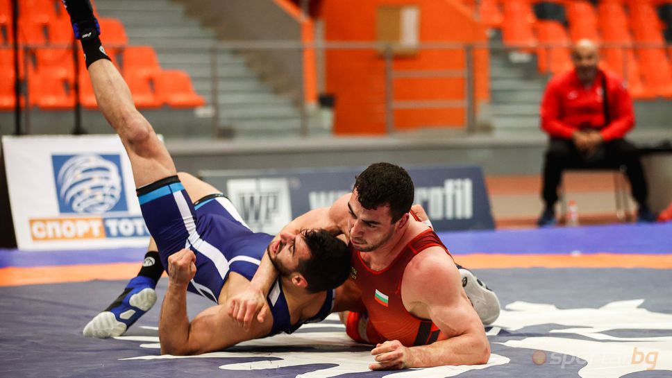 Новиков спечели с технически туш срещу представител на Йордания на "Дан Колов - Никола Петров”