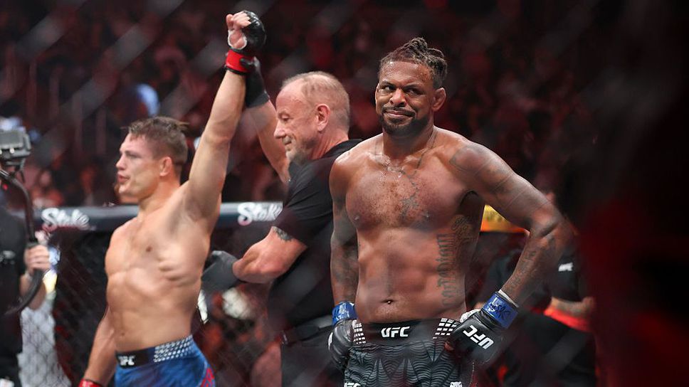 Дрю Добър нокаутира Майкъл Джонсън и подобри рекорд