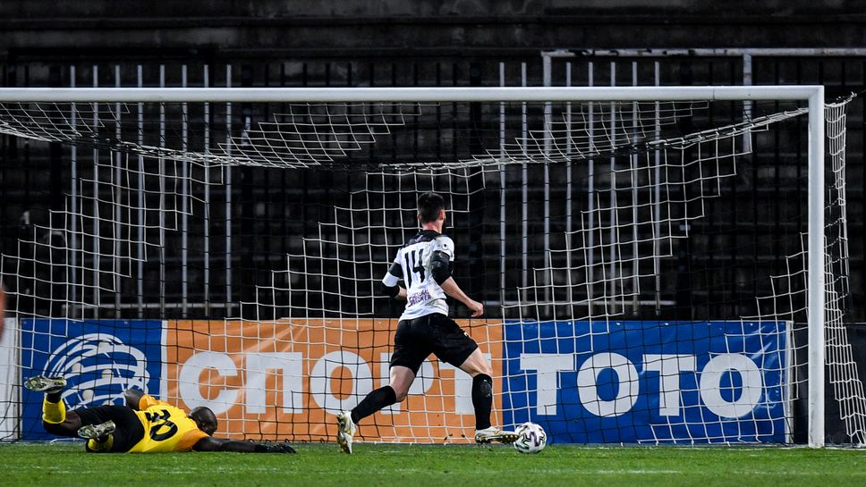 Димитър Илиев направи невъзможното и изпусна да вкара втори гол във вратата на "царете"