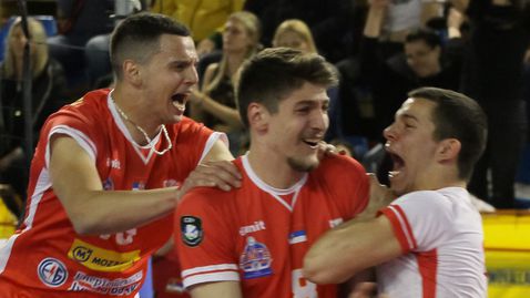 Радослав Парапунов и Войводина поведоха във финала в Суперлигата на Сърбия 🏐