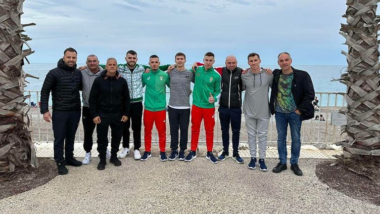 Националите ни по спортна гимнастика са вече в Анталия където