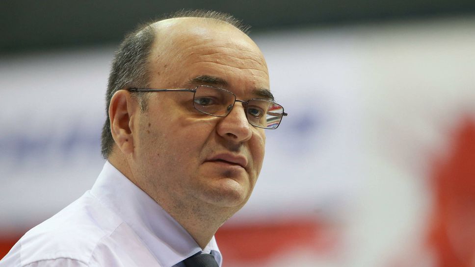 Европейският баскетбол потъна в скръб! Отиде си легендарният треньор на Партизан Душко Вуйошевич