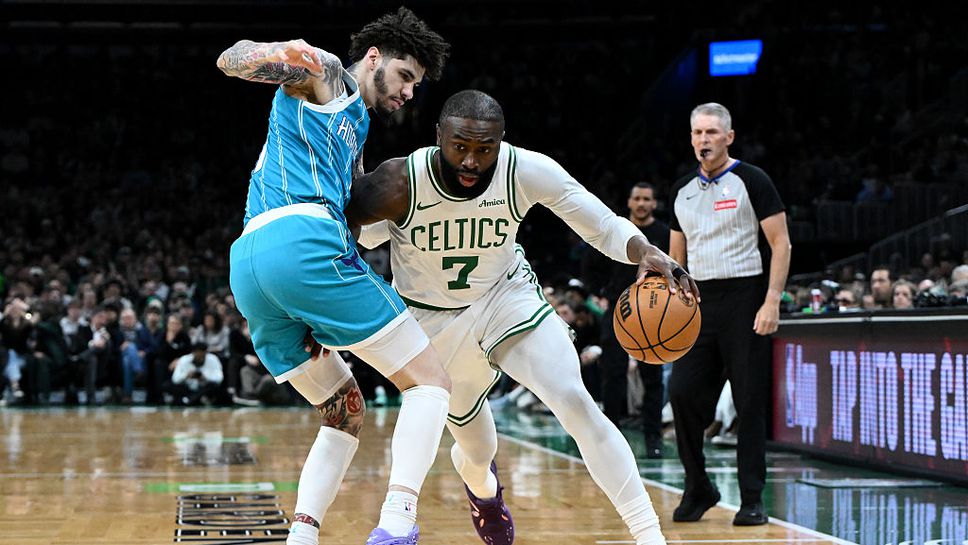 Селтикс "спънаха" Хорнетс