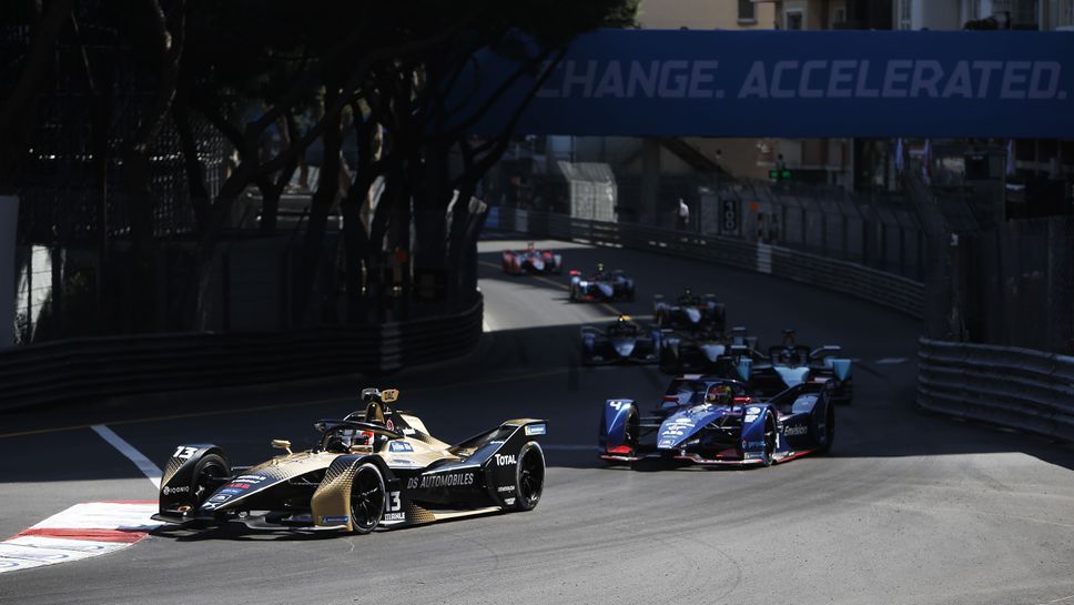 Драматичен финал и победа за Да Коща в Монако