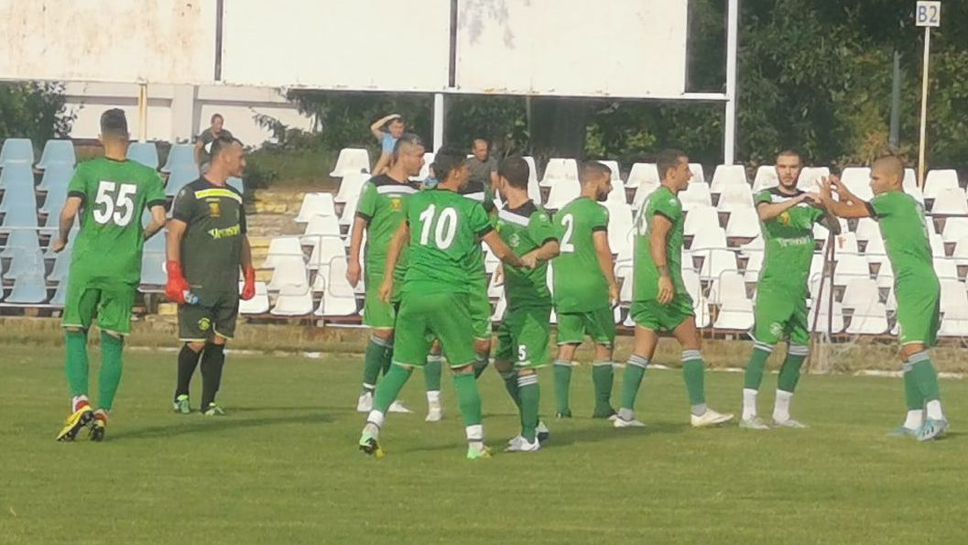 Устрем Дончево гостува утре на Рилци в Добрич Съседското дерби