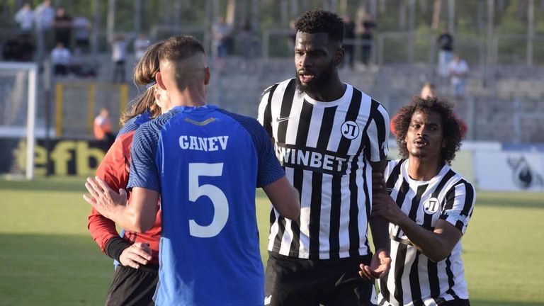  От Турция и Куевйт се подредиха на опашката за Кристиан Гомис 