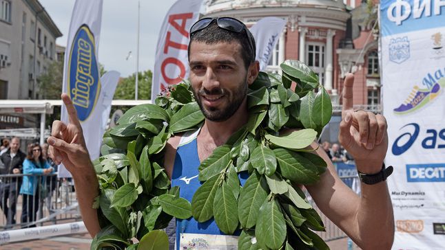 Омер Алканоглу и Маринела Нинева спечелиха маратона на Варна