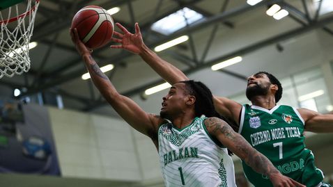  Черно море завладя 