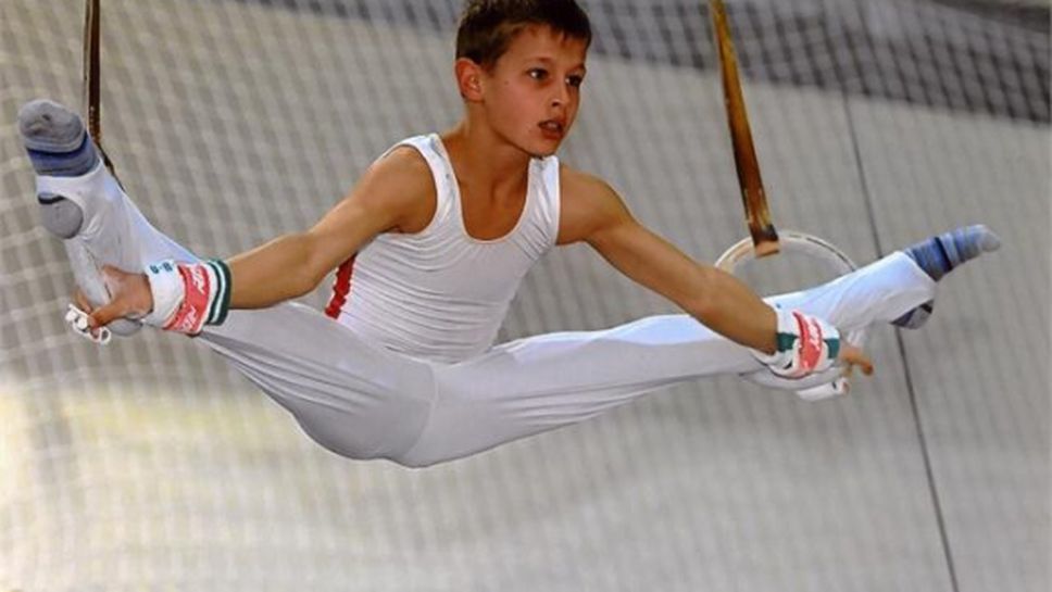 България зае 21-о място в отборното класиране при младежите на ЕП по спортна гимнастика
