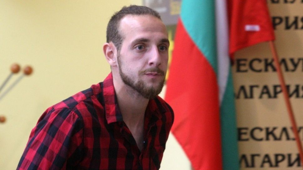 Ботев остана без нападатели преди дербито