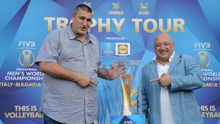 Любо Ганев представя най-желания волейболен трофей в Добрич