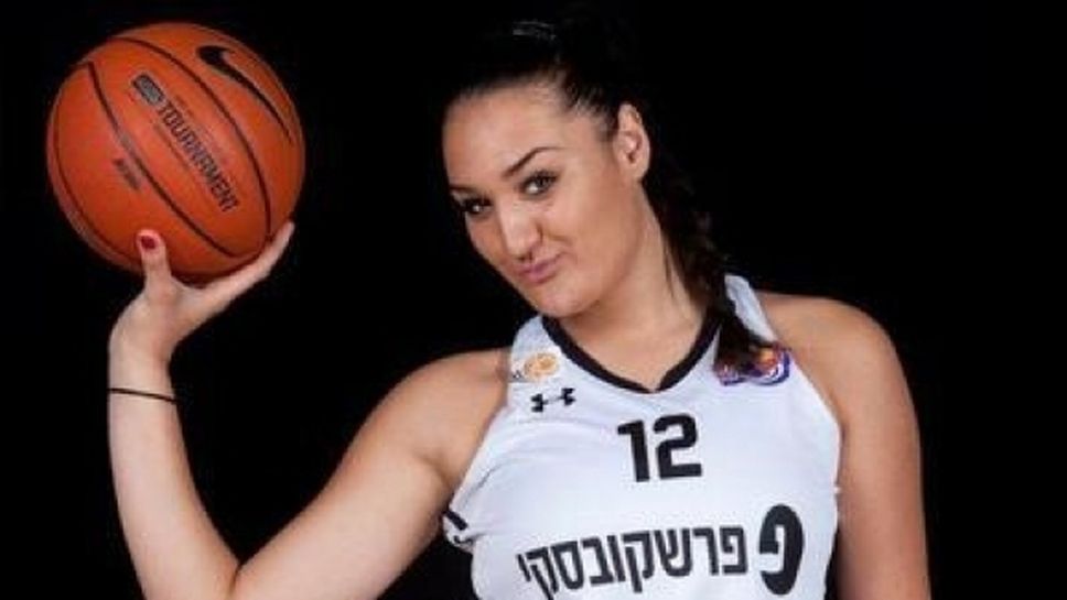 Берое с три чуждестранни попълнения