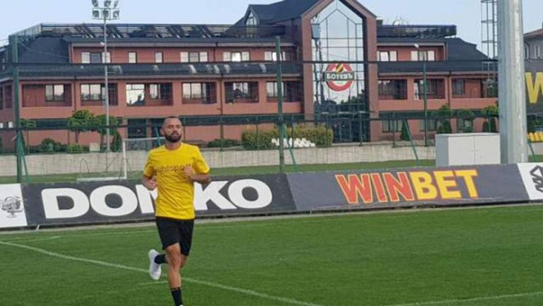 Новият бразилец на Ботев Пловдив вече тренира на Коматево