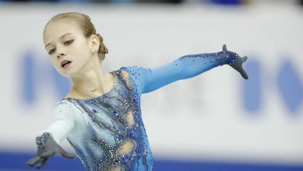 Световната шампионка за девойки Александра Трусова постави нов рекорд
