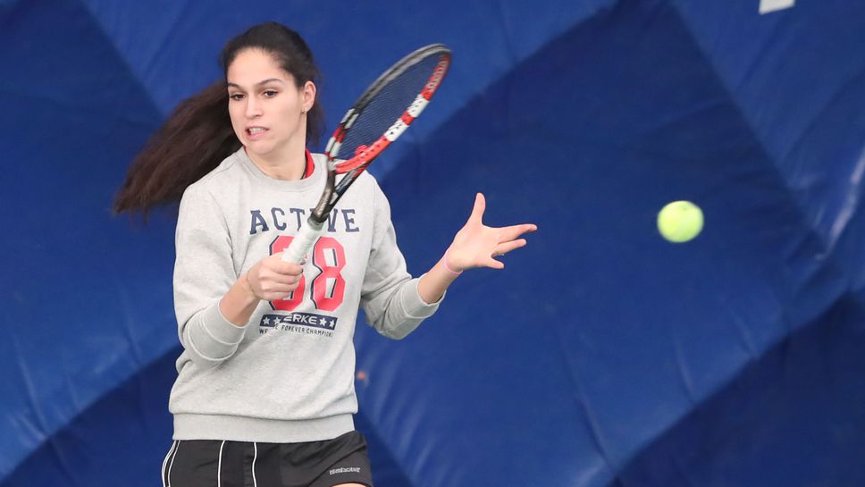 Шиникова попадна в топ 8 на турнир в Тунис
