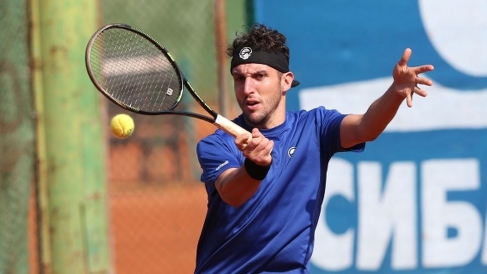 Васко Младенов отпадна на четвъртфиналите в Тунис