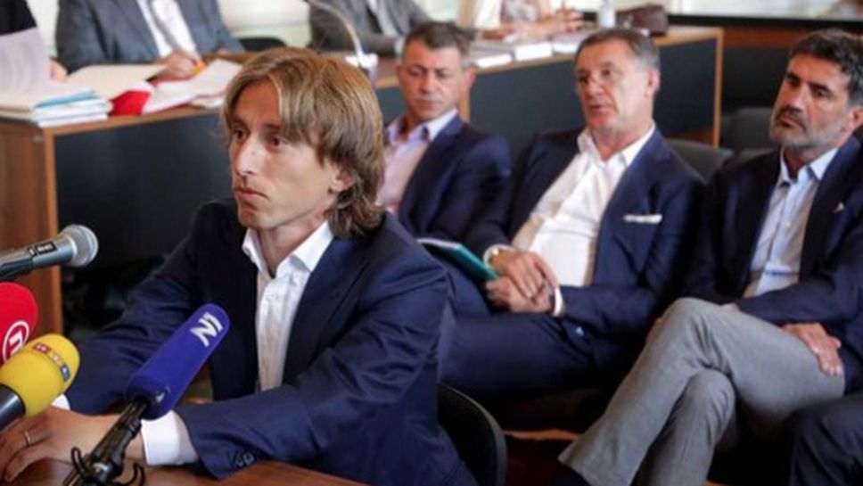 Свалиха обвиненията за лъжесвидетелстване срещу Лука Модрич