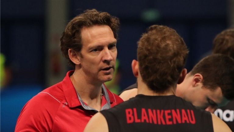 Треньорът, който направи Полша световен шампион през 2014 година, е свободен