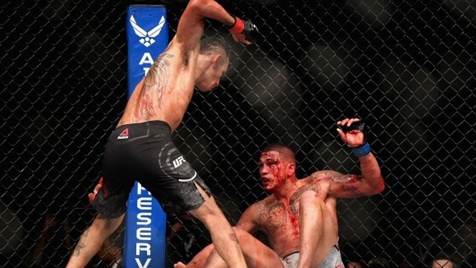 Невероятно завръщане на Тони Фъргюсън - кръв и счупени кости на UFC 229 (видео)