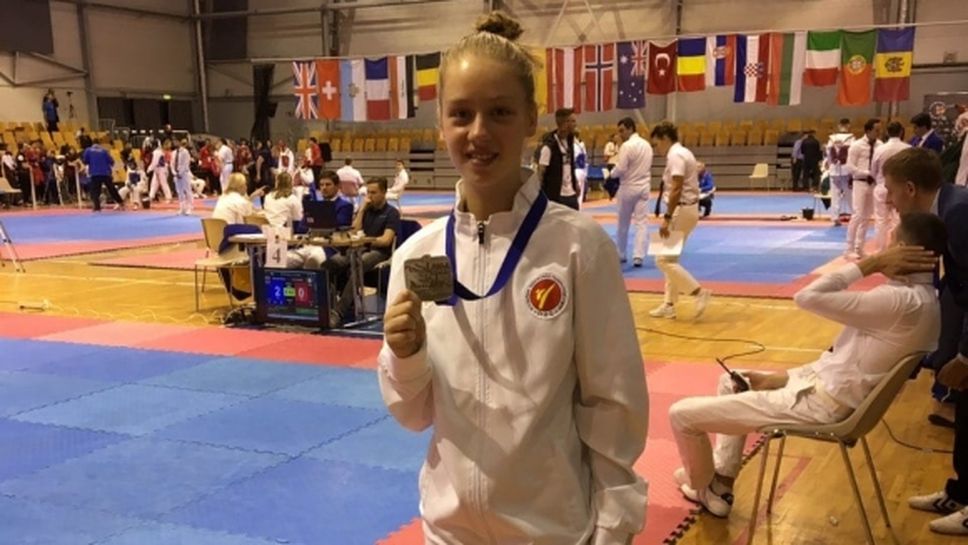 Ванеса Маркова спечели сребърен медал на международен турнир по таекундо в Рига