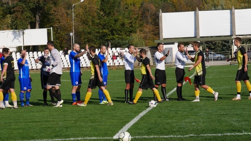 Ботев (Нови пазар) победи в дербито на Североизток