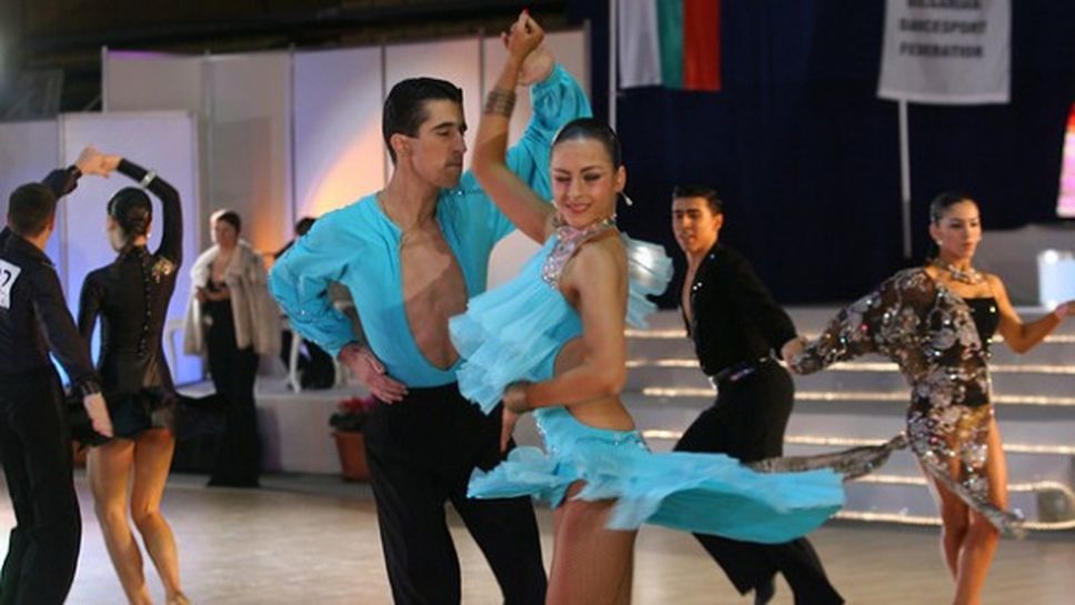 Близо 100 двойки участваха в турнир по спортни танци в Сливен