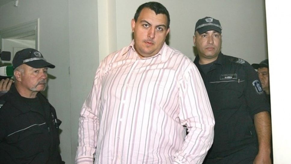7-метров маркуч открит при Сумиста в затвора