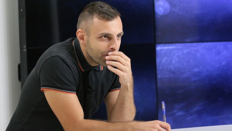 Редактор от Sportal.bg се показа като цар на тема "БГ футбол"