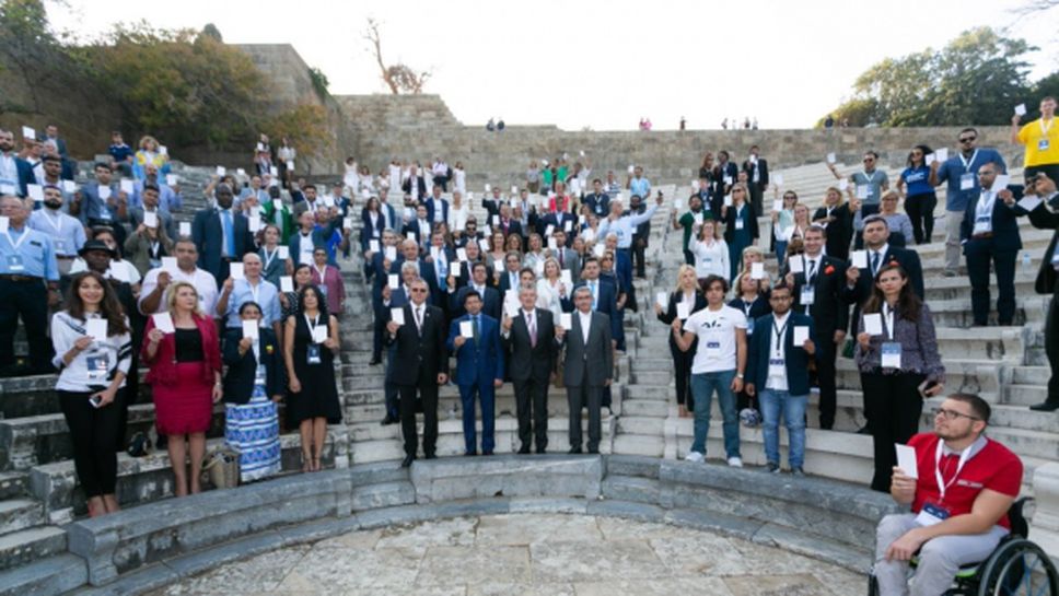 Зам.-министър Стоян Андонов представи България на престижния форум “Мир и Спорт“ в Гърция