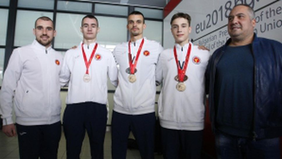 Националите по таекуондо кацнаха в София