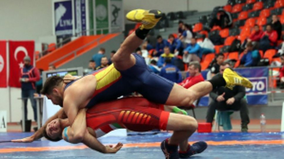 Втори ден на международен турнир по борба "Дан Колов - Никола Петров"