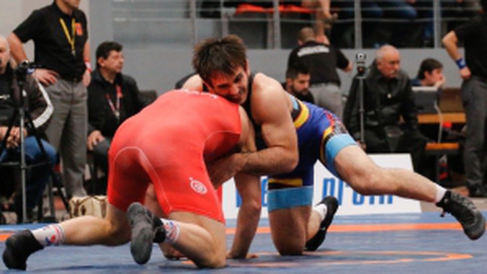 Трети ден на международен турнир по борба "Дан Колов - Никола Петров"