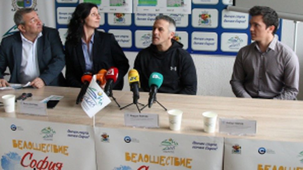 Пресконференция за велокарнавал с участието на Йордан Йовчев, Алберт Попов и Теодора Пенчева