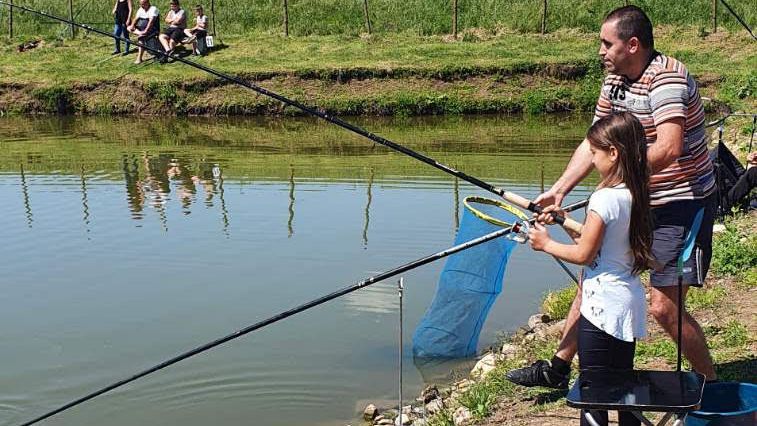 Над 250 малчугани участваха в турнирите по спортен риболов "Деца с въдица в ръка"