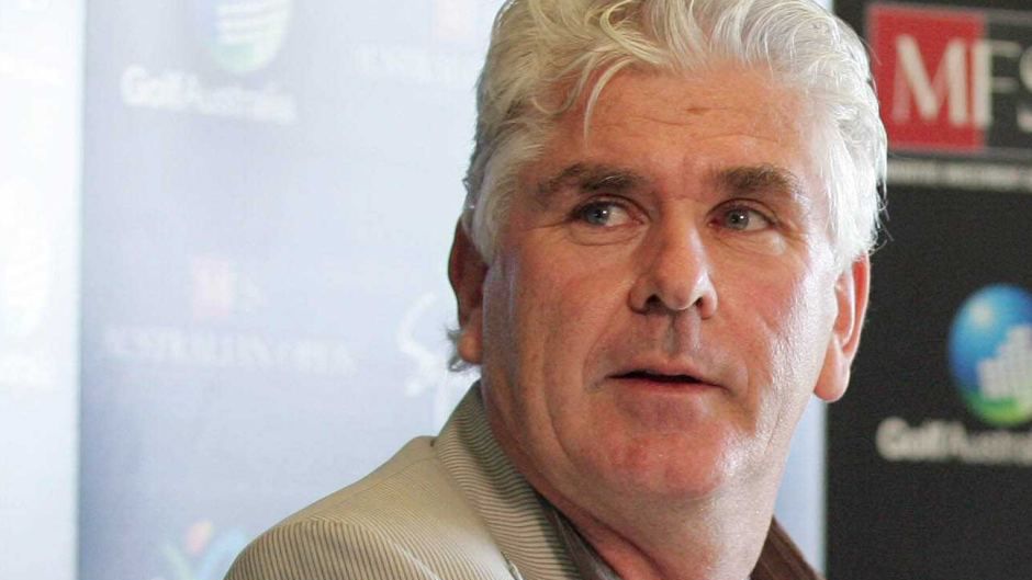 Пол Макнами разкритикува Федерер за отказването му от "Ролан Гарос"