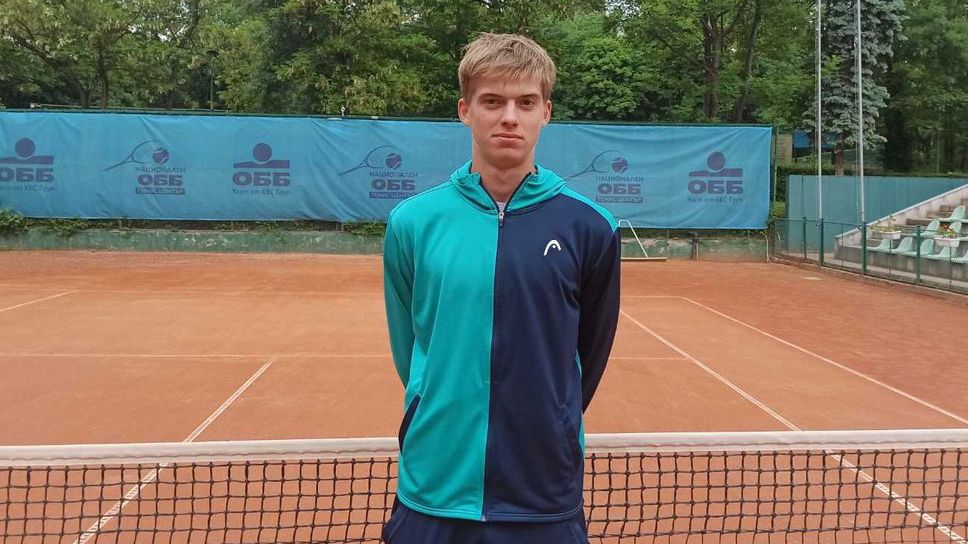 Пьотр Нестеров се класира за втория кръг на двойки на юношеския "Ролан Гарос"