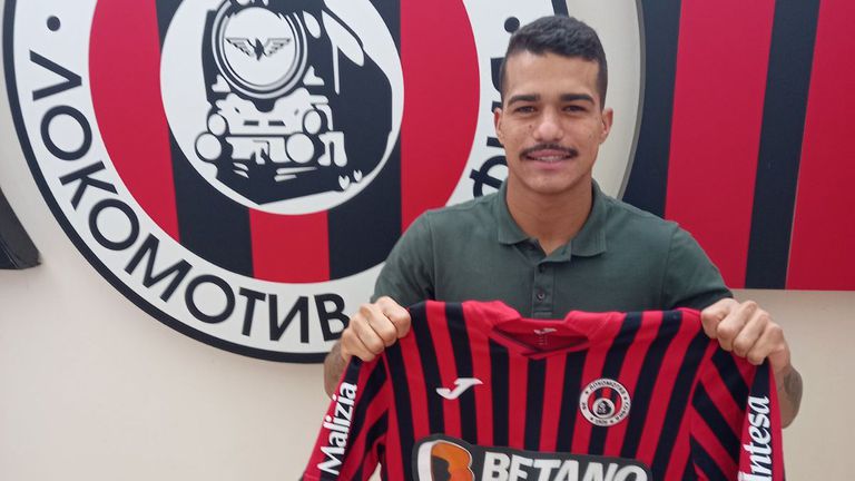  Локомотив (Сф) притегли бразилско крило 