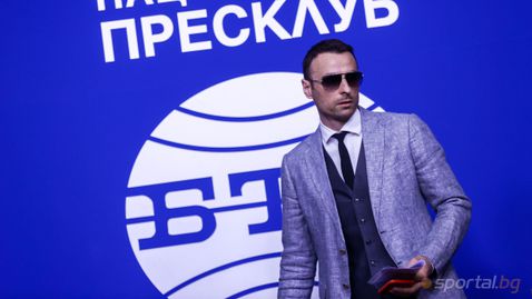 Бербатов и Стилиян призоваха ФИФА и УЕФА да разследват Михайлов, писаха и до световни медии