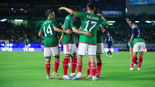 Мексико победи Гватемала с 2:0 в контрола
