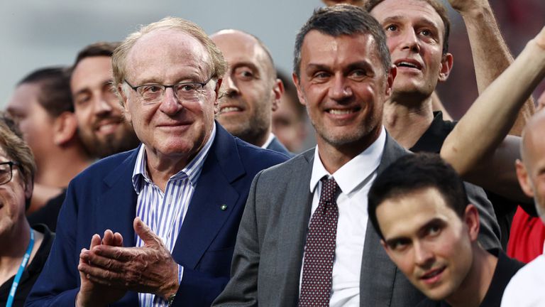 Президентът на Милан Паоло Скарони защити решението на клубния собственик
