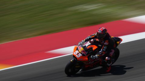  3 хилядни от секундата донесоха успеха на Ончу в Moto2 