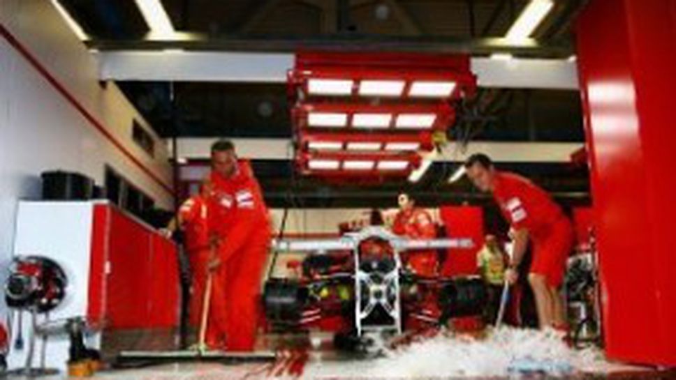 Силна буря наводни бокса на "Монца", Сутил най-бърз в първата сесия