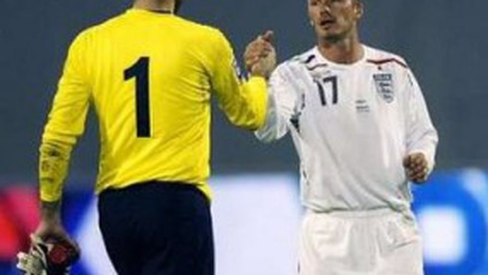 Бекъм готов да седи на пейката за Англия