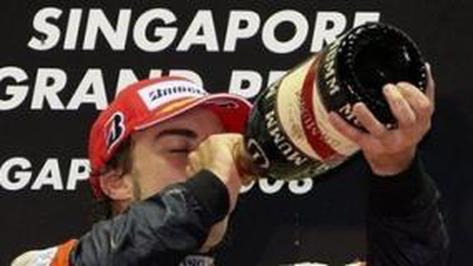 Алонсо остава реалист въпреки победата в Сингапур
