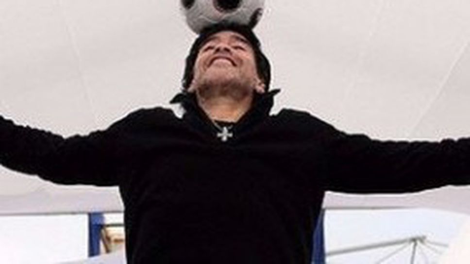 Марадона сравни аржентинския национален отбор с мръсен Ролс Ройс