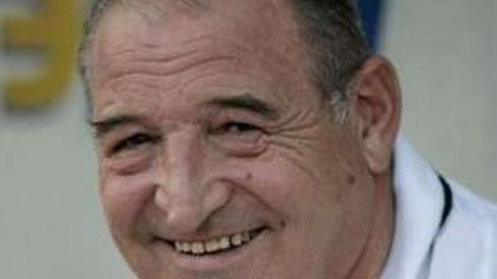 Томов спира Пенев за ЦСКА